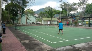 TNI-POLRI Trenggalek Latihan Tenis Lapangan Bersama.  1jpg