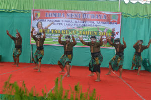 KODIM 0804 GELAR LOMBA SENI TARI DAN LOMBA BACA PUISI  DALAM RANGKA HUT TNI KE 71  5