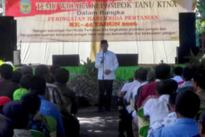 Temu Wicara Kelompok TaniKTNA Tingkat Kabupaten Nganjuk  dan  Pembukaan Pameran Produk Unggulan Pertanian 4