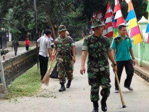 kodim bekasi bersihkan lingkungan 15-8-16 (1)