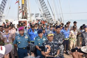 10-pangarmatim-lepas-pelayaran-asean-cadet-sail-2016-3