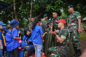 12. Pal Kostrad terima TK Highscope Indonesia 6-9-16    (8)