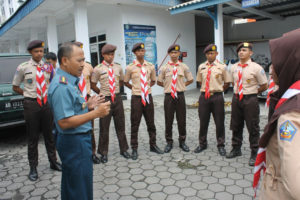 210916-danlanal-jogya-lepas-12-pramuka-saka-bahari-ikuti-pelayaran-lingkar-nusantara-2016-1