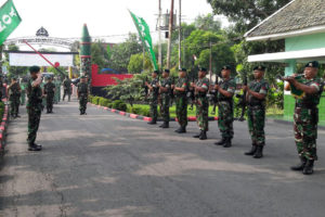 Dandim 0805 Ngawi Hadiri Kunker Pangdivif (3)