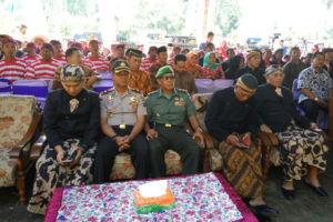 Kasdim 0806Trenggalek Hadiri Peringatan Jasa Ki Ageng  Menak Sopal (1)