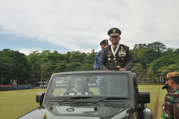 061016-semarang-hut-tni-6