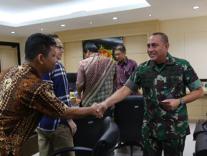 1-audiensi-masyarakat-pancasila-dengan-pangkostrad-1