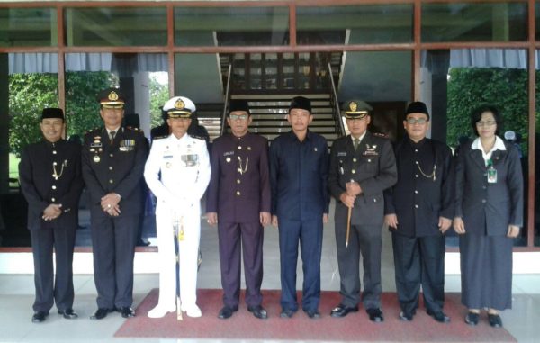 1-personel-kodim-0829-bangkalan-hadiri-upacara-hari-jadi-ke-485-kabupaten-bangkalan-a