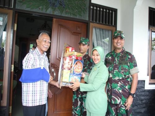 dandim-0702purbalingga-anjangsana-ketempat-kepurnawirawan-dan-keluarga-besar-tni-4