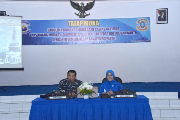 02-prajurit-lanal-balikpapan-terima-pengarahan-pangarmatim3