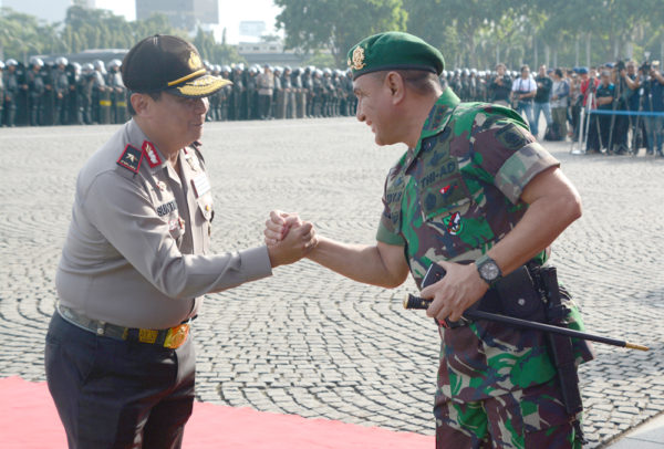 5-kostrad-ikuti-gelar-apel-bersama-di-monas-2-11-16-5