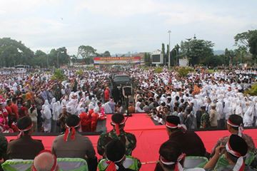 ribuan-elemen-masyarakat-cilacap-ikuti-apel-nusantara-bersatu-1