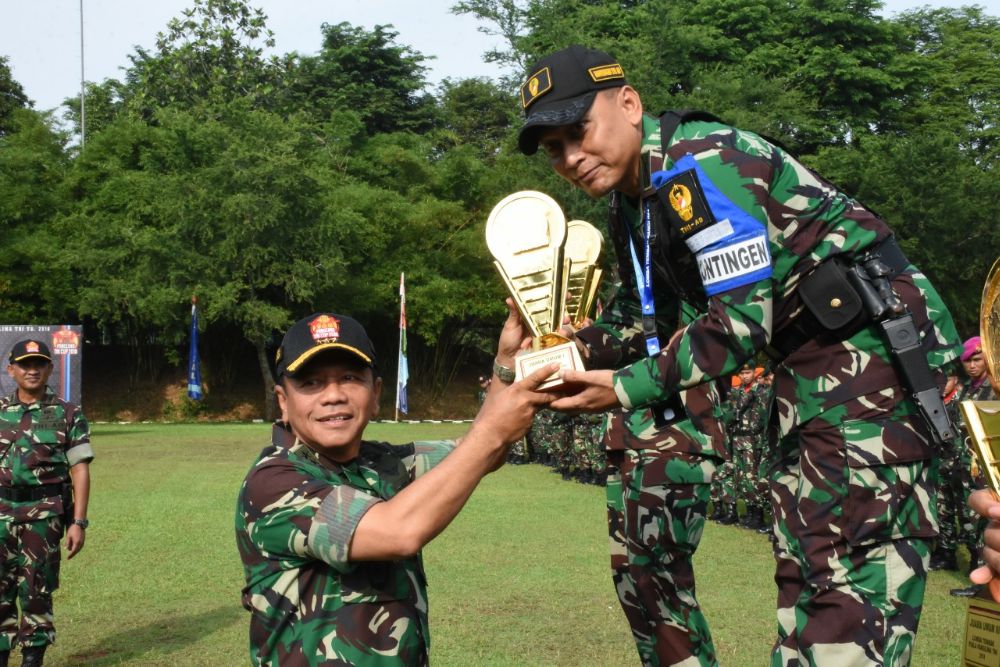 Kembali, Tim Tembak TNI AD Juarai Lomba Tembak Piala Panglima TNI ...