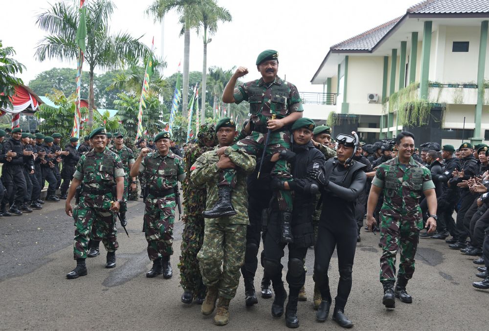 Panglima TNI : Prajurit Kostrad Salah Satu Ujung Tombak Keutuhan NKRI ...